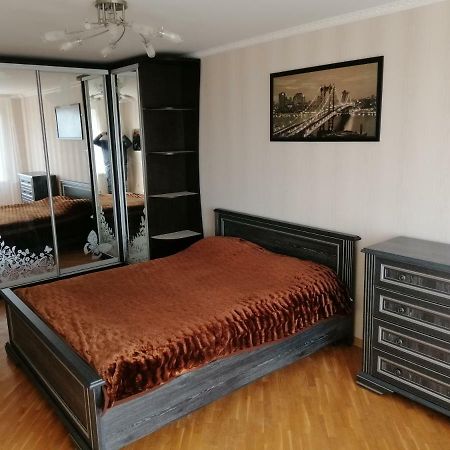 Тихая Квартира В Центре Ковеля Kovel Exterior photo